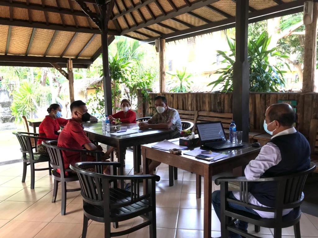 Tirta Sari Bungalow Pemuteran Eksteriør bilde