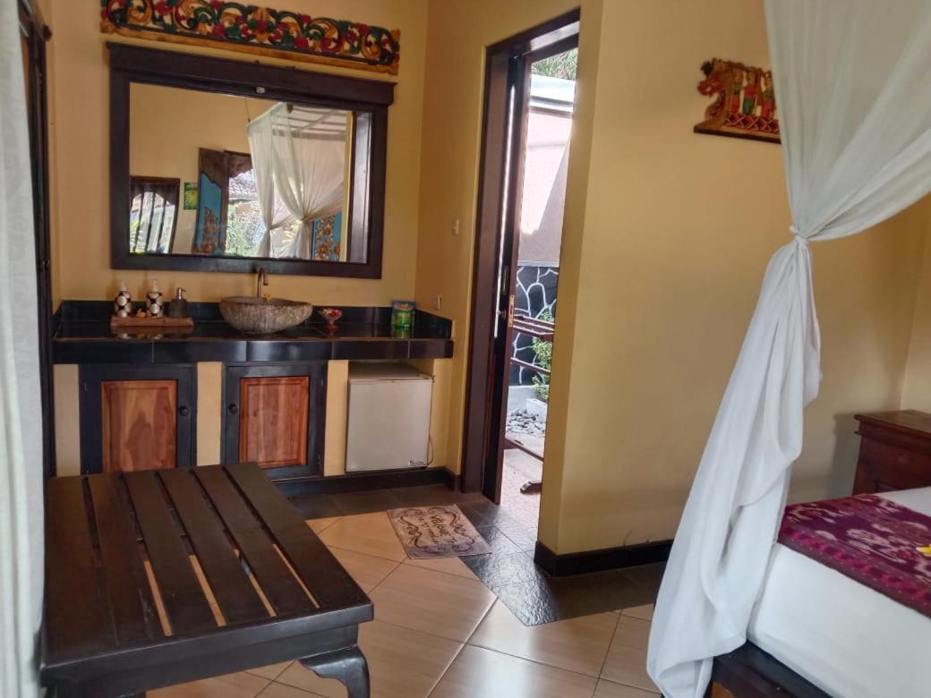 Tirta Sari Bungalow Pemuteran Eksteriør bilde