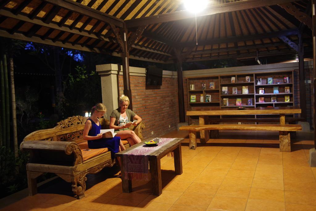 Tirta Sari Bungalow Pemuteran Eksteriør bilde